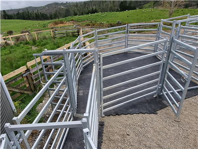 Hex Grip Cattle Yards 4.2