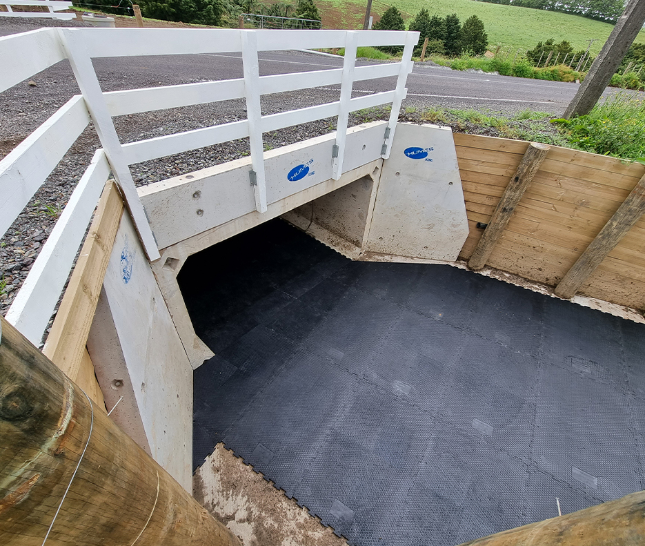 Hex Grip Underpass
